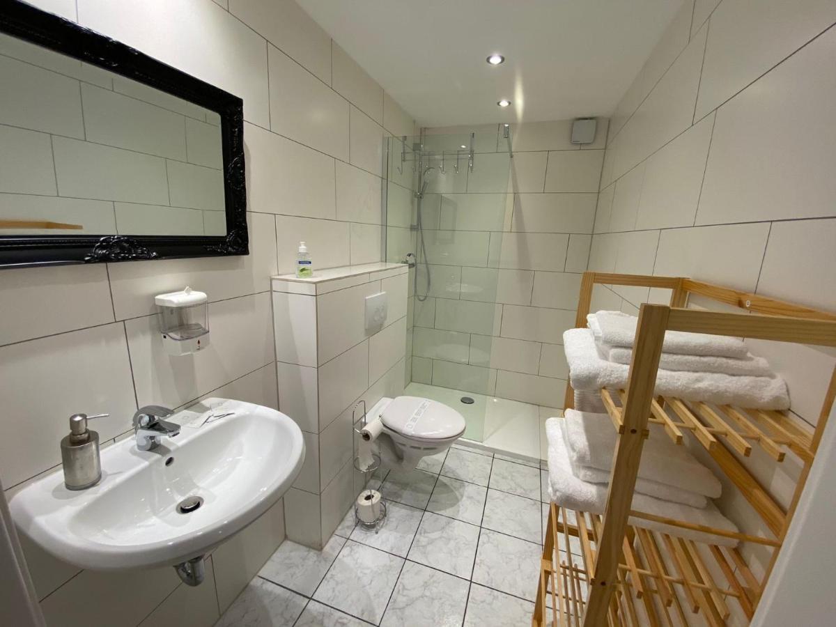 סארברוקן Mikroapartments Klarenthal מראה חיצוני תמונה
