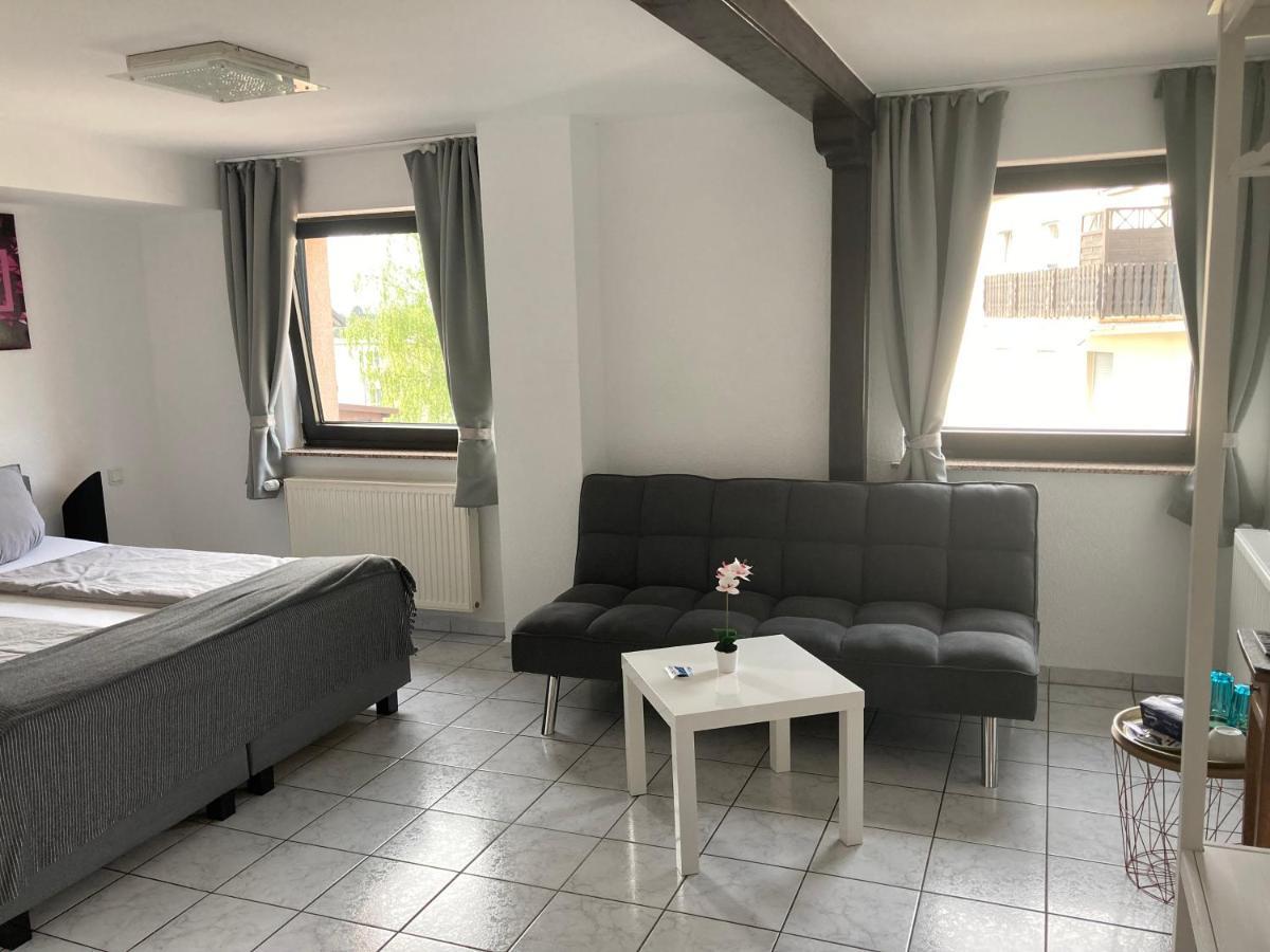 סארברוקן Mikroapartments Klarenthal מראה חיצוני תמונה