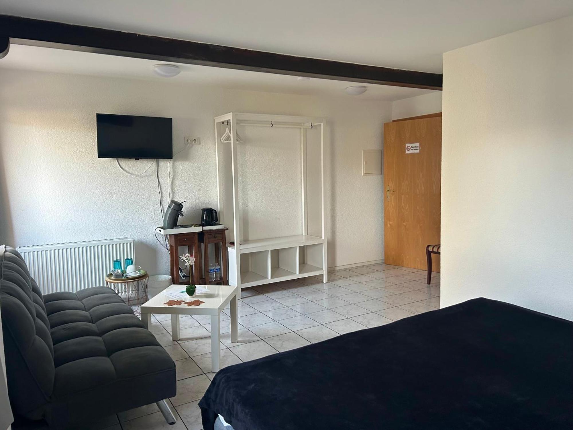 סארברוקן Mikroapartments Klarenthal מראה חיצוני תמונה